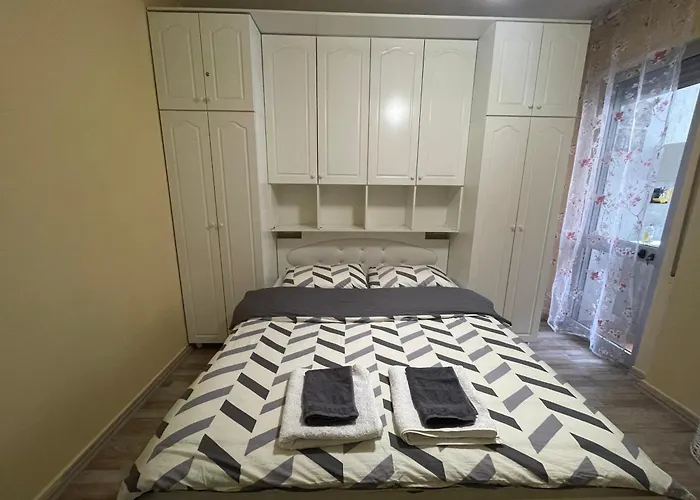 Bricks Near Pazari I Ri * Tirana